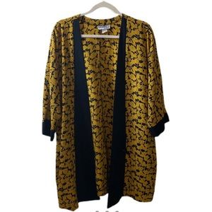 adorable yellow and black kimono